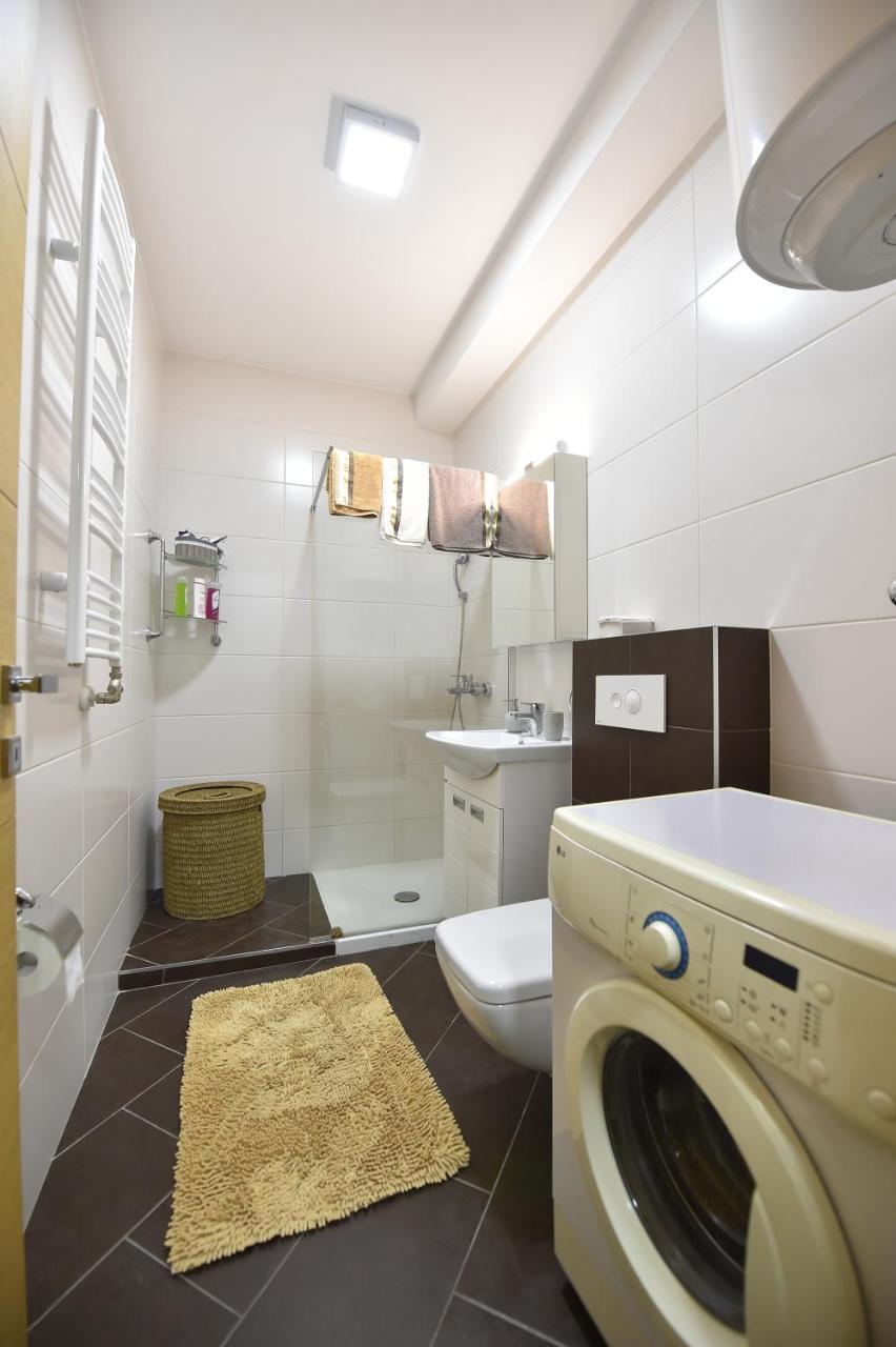 Apartment Sinisa With Garage Novi Sad Luaran gambar