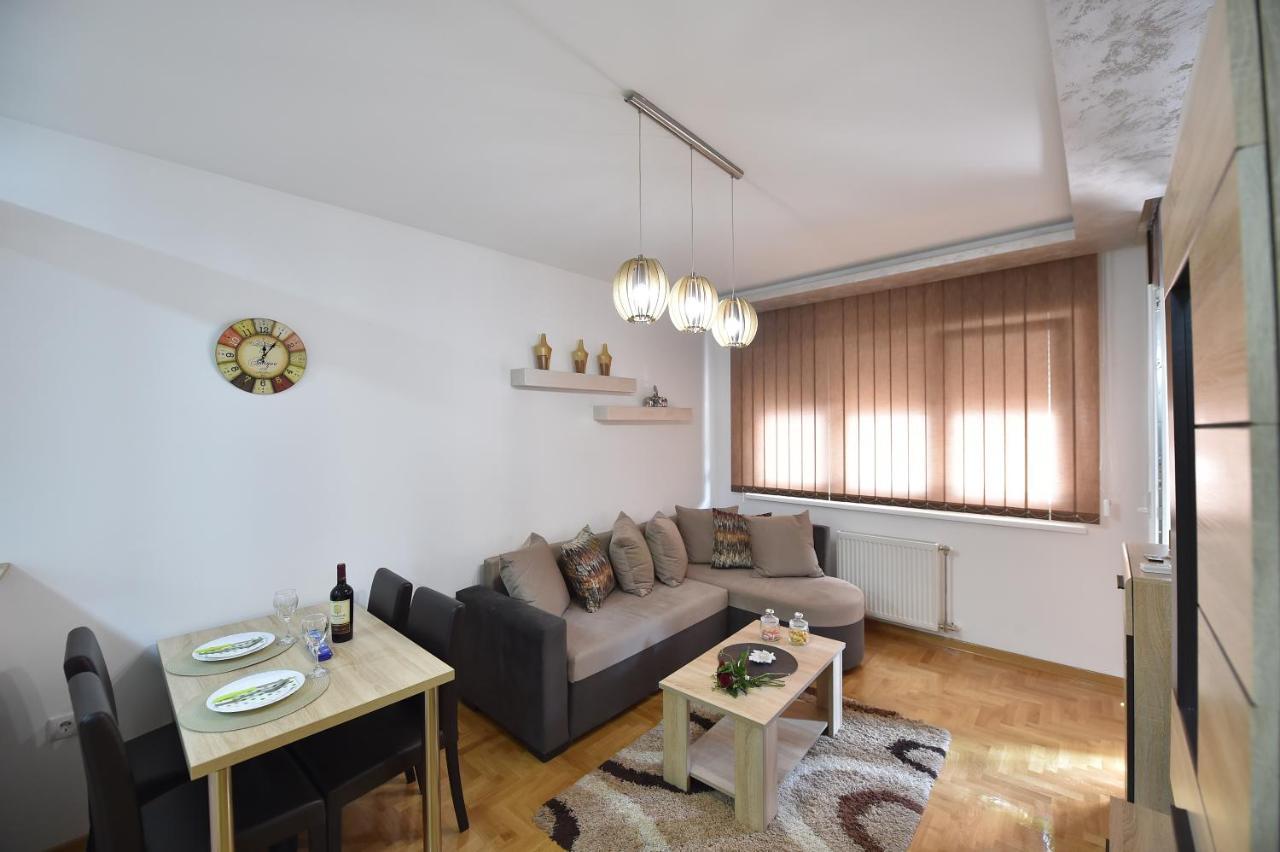 Apartment Sinisa With Garage Novi Sad Luaran gambar
