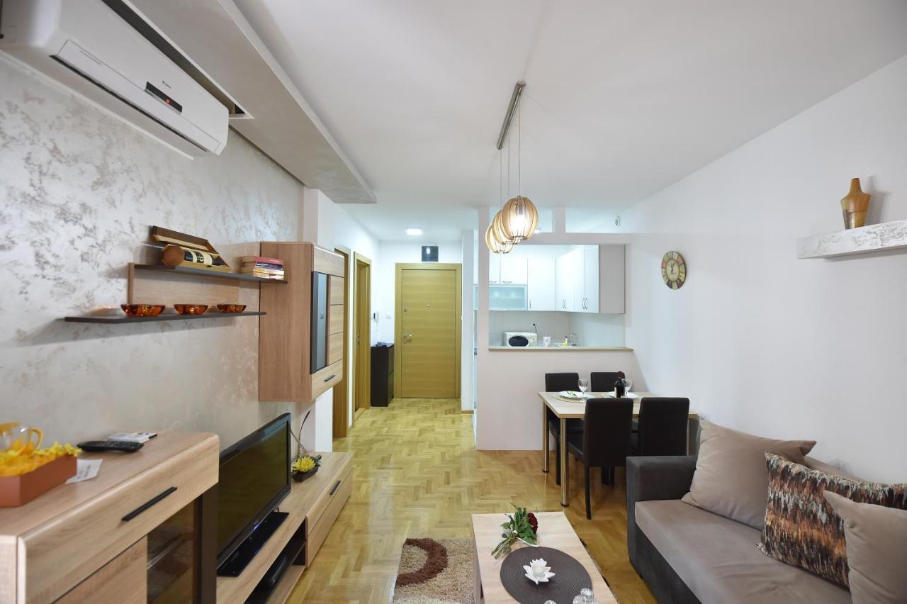 Apartment Sinisa With Garage Novi Sad Luaran gambar