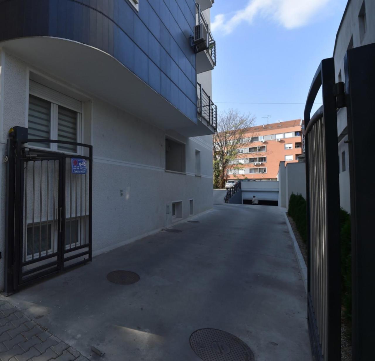 Apartment Sinisa With Garage Novi Sad Luaran gambar